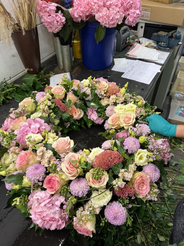 Bild "kranz-gesteckt_1.jpg"