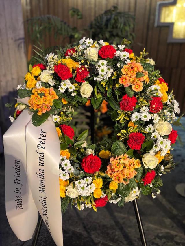 Bild "kranz-gesteckt_11.jpg"